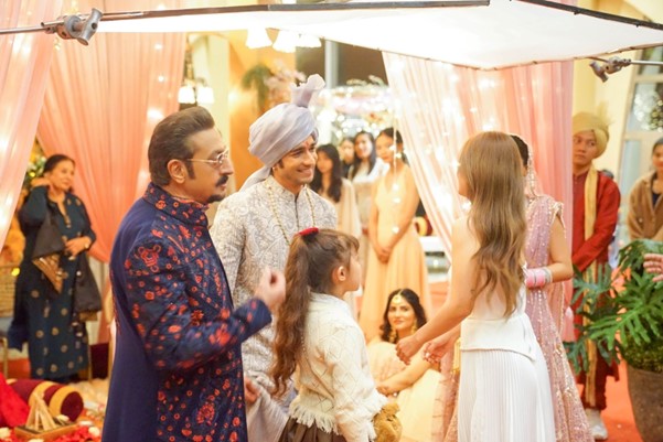 Bộ phim hợp tác Việt Nam - Ấn Độ “Vạn dặm yêu em” chuẩn bị ra mắt khán giả -0