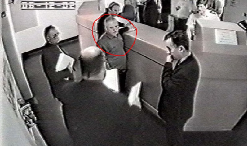 Theo dấu “kẻ thủ ác trên xa lộ M25” -0