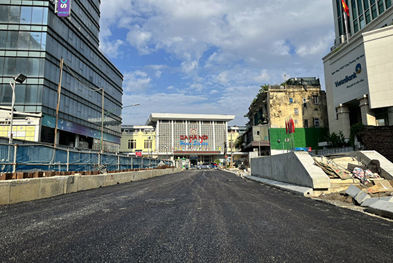 ហាណូយ៖ ការកកស្ទះចរាចរណ៍នឹងថយចុះនៅចុងឆ្នាំនេះ ដោយសារតែការកាត់បន្ថយទំហំនៃរបាំងសម្រាប់គម្រោងរថភ្លើងក្រោមដី។