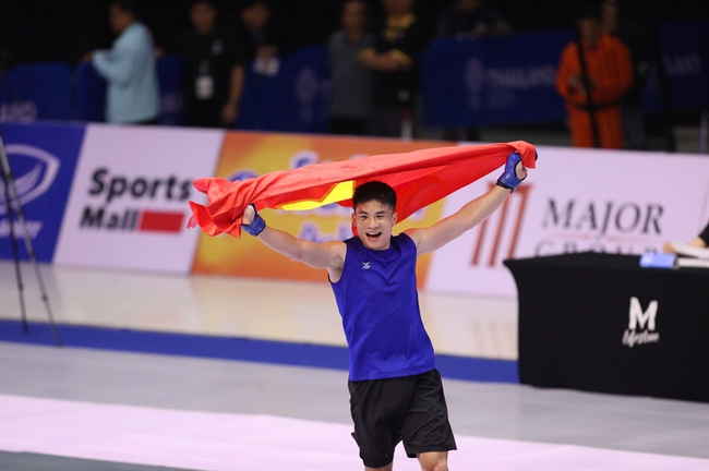 z7332149830744_0bc00b02ca9322f0d69d01d6569d2a0e.jpg -0