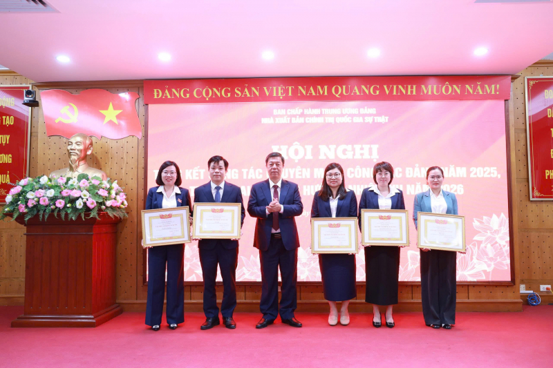 Đổi mới tuyên truyền, lan tỏa giá trị lý luận, chính trị, pháp luật của các xuất bản phẩm -0