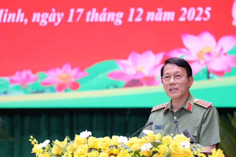 Bộ trưởng Lương Tam Quang dự Hội nghị tổng kết công tác Công an TP Hồ Chí Minh -1