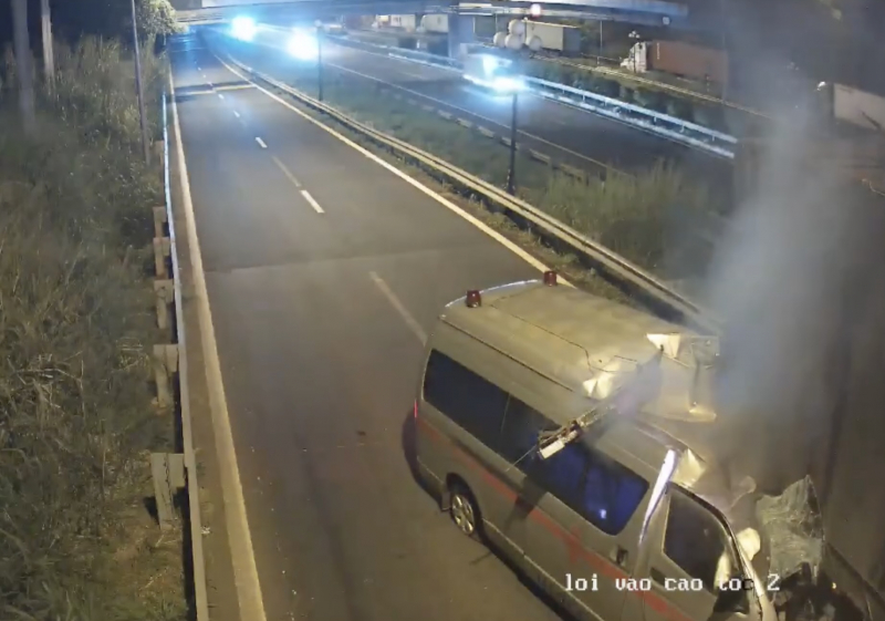 hình ảnh vụ tai nạn..jpg -0