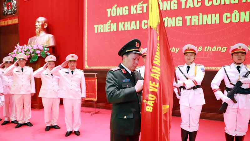 Thứ trưởng Lê Văn Tuyến dự Hội nghị triển khai công tác năm 2026 tại Công an tỉnh Lào Cai -0