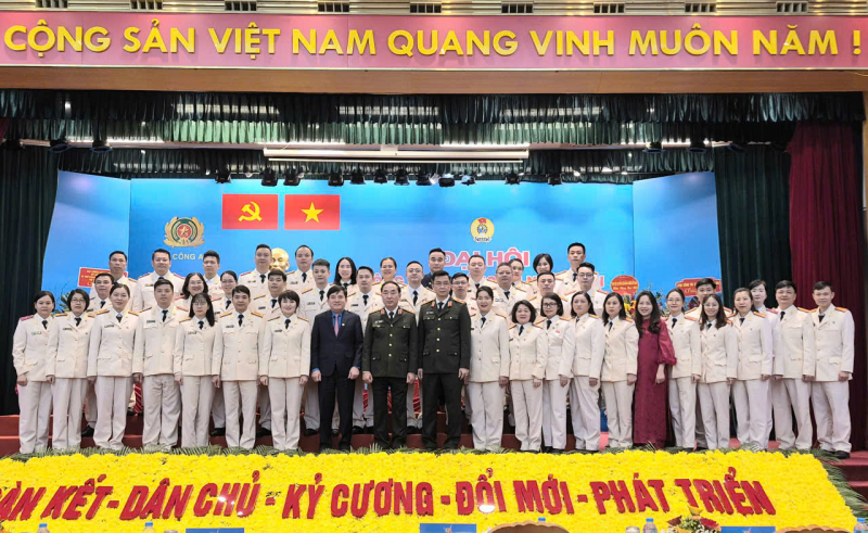 Phiên trọng thể Đại hội đại biểu Công đoàn CAND lần thứ VII -0