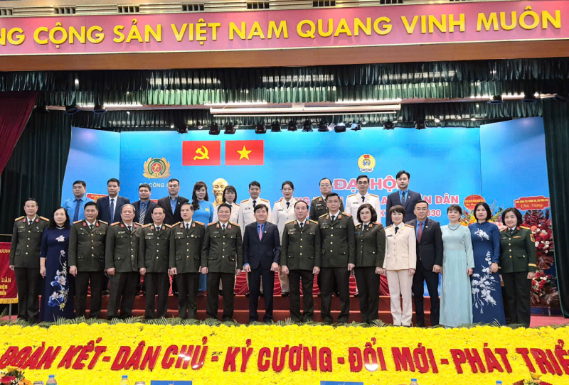 Phiên trọng thể Đại hội đại biểu Công đoàn CAND lần thứ VII -0