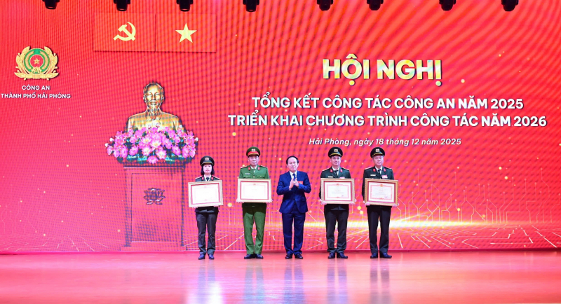 Công an TP Hải Phòng: gắn nhiệm vụ đảm bảo ANTT với kết phát triển kinh tế - xã hội.  -0