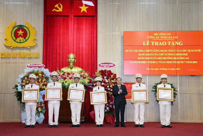 Công an tỉnh Gia Lai giữ vững an ninh quốc gia, không để bị động bất ngờ trong mọi tình huống -1
