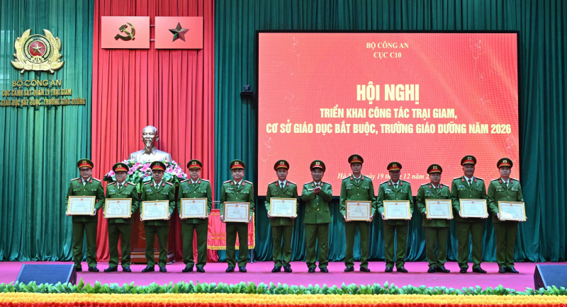 12_donviquyettthang_c10_2.jpeg -1