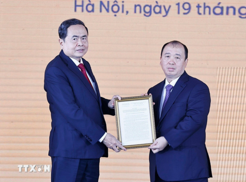 Chủ tịch Quốc hội dự lễ khởi công Dự án Trục Đại lộ Cảnh quan sông Hồng -0