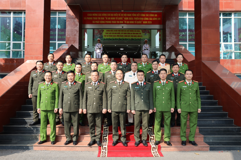 Công an tỉnh Hưng Yên phát động phong trào thi đua “Vì an ninh Tổ quốc” năm 2026  -0