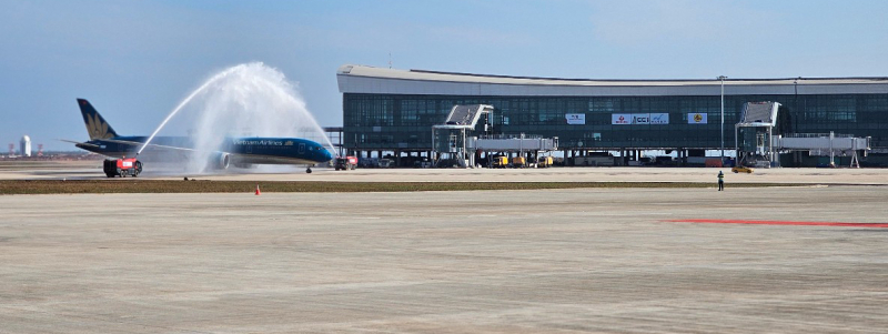 “Sân bay xanh, thông minh” Long Thành  đón chuyến bay thương mại đầu tiên -0