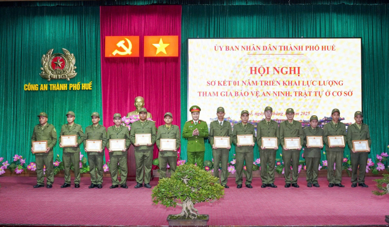 Tiếp tục phát huy hiệu quả lực lượng bảo vệ ANTT cơ sở tại TP Huế -0