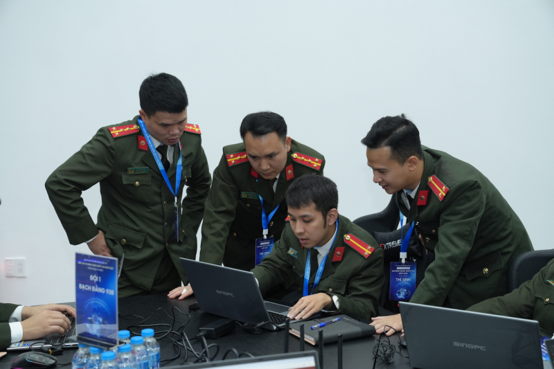 Nâng cao năng lực, phát huy vai trò chuyên trách bảo đảm an ninh mạng của CBCS -0