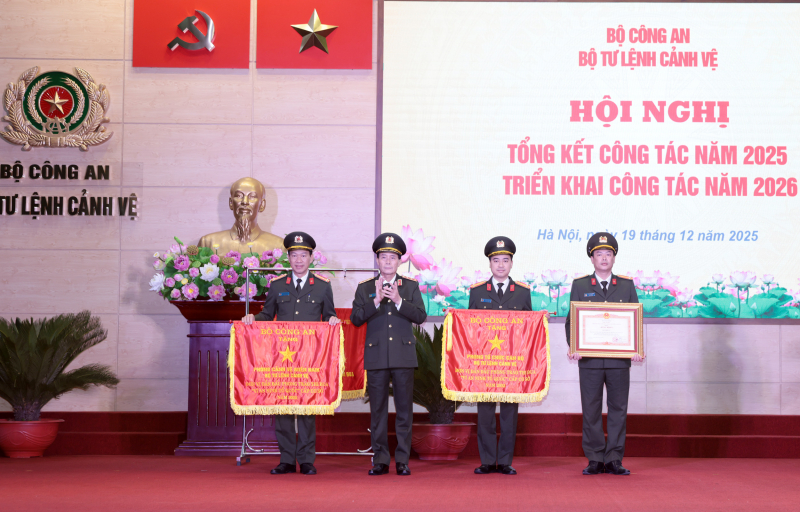 Tăng tốc hiện đại hóa lực lượng Cảnh vệ, bảo đảm thích ứng mô hình mới -0