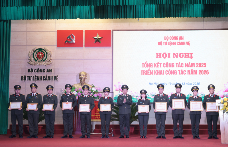 Tăng tốc hiện đại hóa lực lượng Cảnh vệ, bảo đảm thích ứng mô hình mới -0