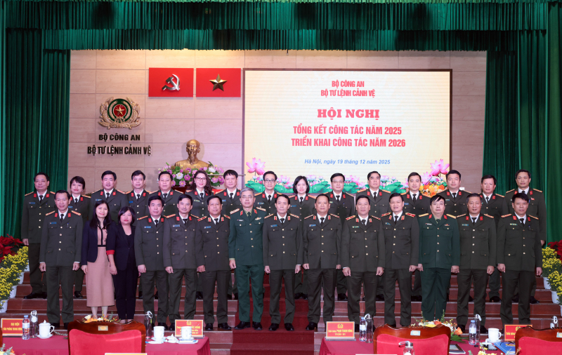 Tăng tốc hiện đại hóa lực lượng Cảnh vệ, bảo đảm thích ứng mô hình mới -0