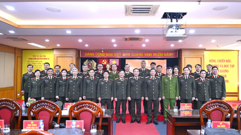 Cục Đào tạo phát huy tốt vai trò cơ quan tham mưu các chủ trương, chính sách về đổi mới giáo dục và đào tạo trong CAND -0