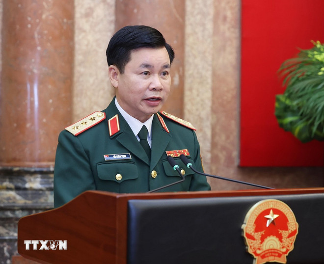 Chủ tịch nước Lương Cường chủ trì lễ trao quyết định thăng quân hàm Thượng tướng -0