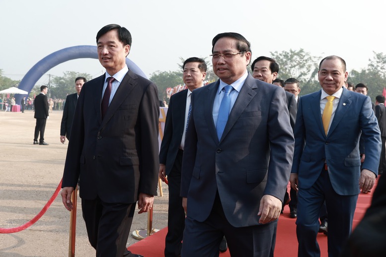 tt-1766109855639939772821 (1).jpg -0