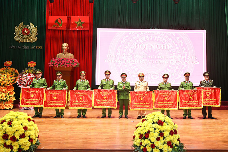 Thứ trưởng Nguyễn Văn Long dự Hội nghị tổng kết công tác tại Công an tỉnh Bắc Ninh -1