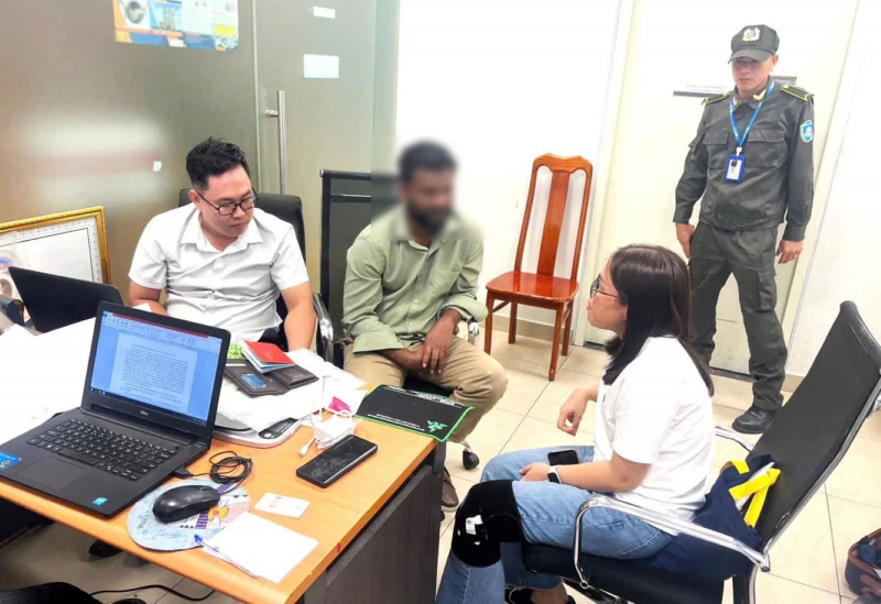 Bắt gã khách nước ngoài mang ma túy từ Thái Lan đến Việt Nam trên chuyến bay quốc tế -0