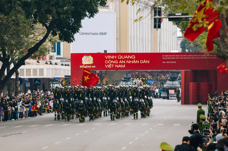 Loạt sự kiện Kỷ niệm 80 Ngày Truyền thống CAND được vinh danh 3 hạng mục tại Vạn Xuân Awards -0