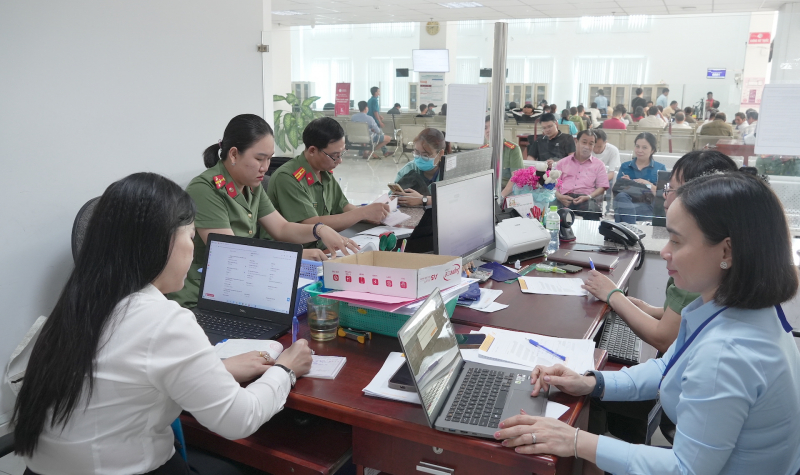 Công an Đồng Tháp kéo giảm tội phạm, nâng cao chất lượng phục vụ nhân dân -0