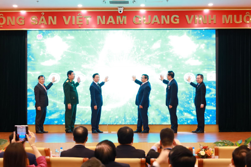 Thủ tướng Chính phủ khái quát thành tựu của Bộ xây dựng trong 32 chữ -0