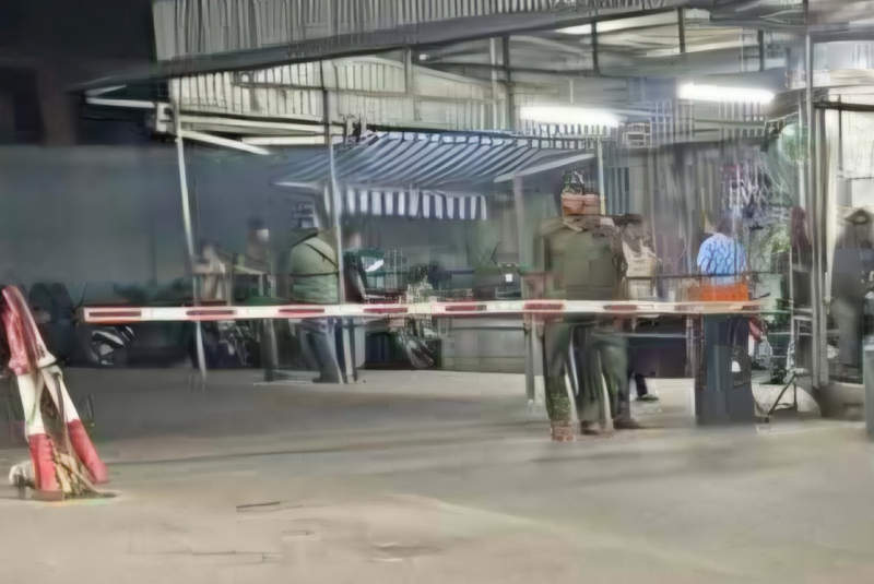 z7348946571591_c74c9e63d50ef070ee038e4da1503ead.jpg -0