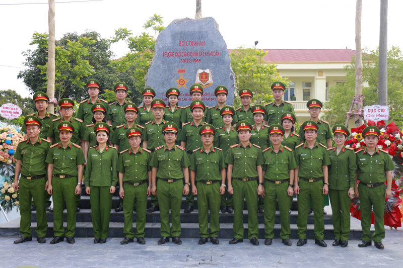 2491821561350158275.jpg -0