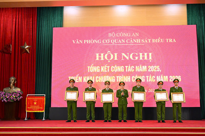 Tháo gỡ nhiều “điểm nghẽn”, dẫn dắt và tạo sự lan tỏa trong toàn lực lượng về đấu tranh, xử lý tội phạm -0