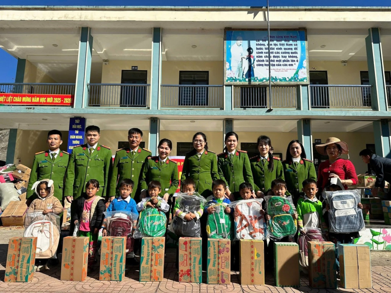 Lan tỏa “hơi ấm mùa đông” từ những việc làm nghĩa tình -0