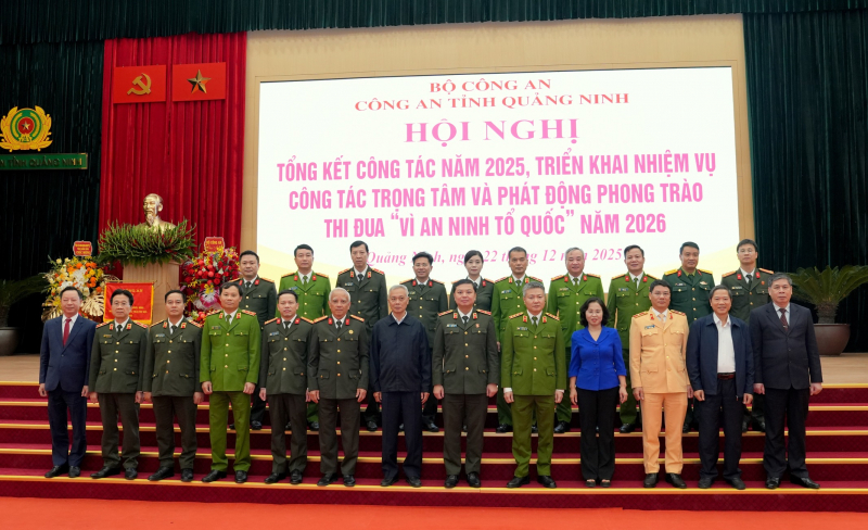 Công an tỉnh Quảng Ninh: nắm tình hình từ sớm, từ xa, kịp thời xử lý nhanh, hiệu quả mọi vấn đề về ANTT -0