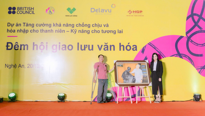 Trao kỹ năng số - Mở cánh cửa hòa nhập cho thanh niên khuyết tật Nghệ An -0