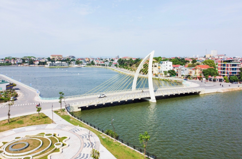 Lấy tăng trưởng xanh làm nền tảng phát triển bền vững -0