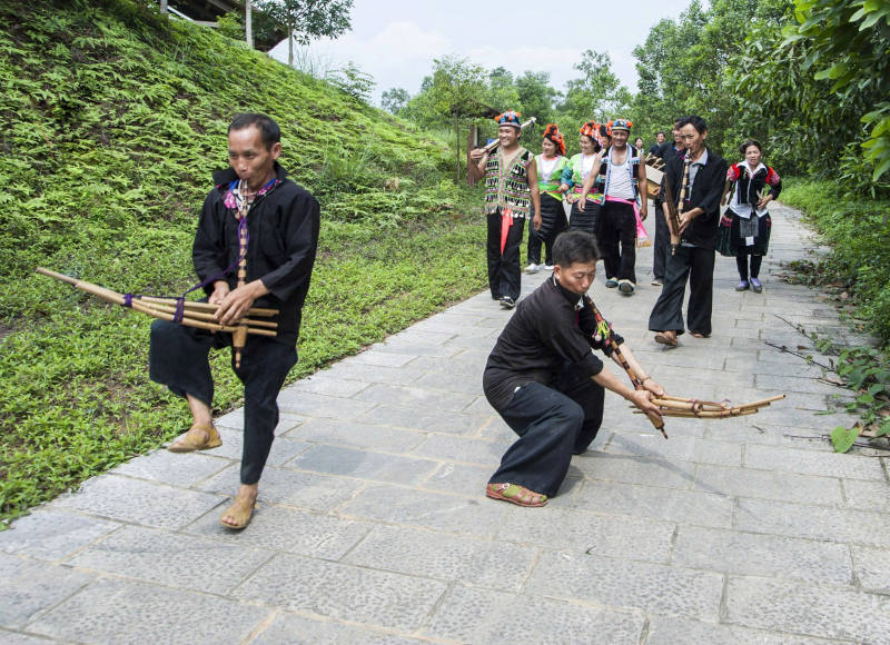 Đậm sắc màu văn hóa các dân tộc tại “Chợ phiên vùng cao - Chào năm mới 2026” -0