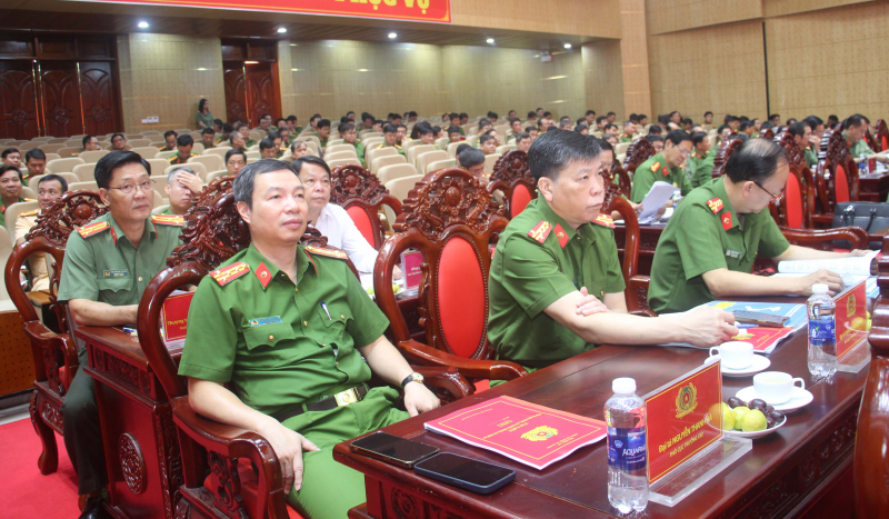 Công an tỉnh An Giang quyết tâm giữ vững ổn định, an ninh, an toàn để tỉnh nhà phát triển -0