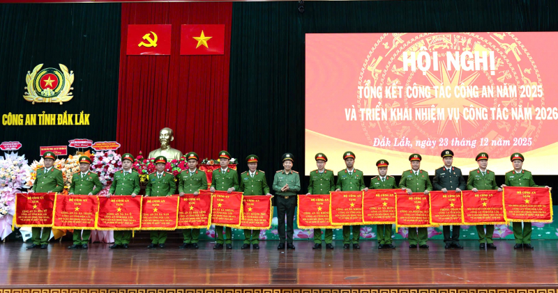 Công an Đắk Lắk kéo giảm 32,94% tội phạm trong năm 2025 -0