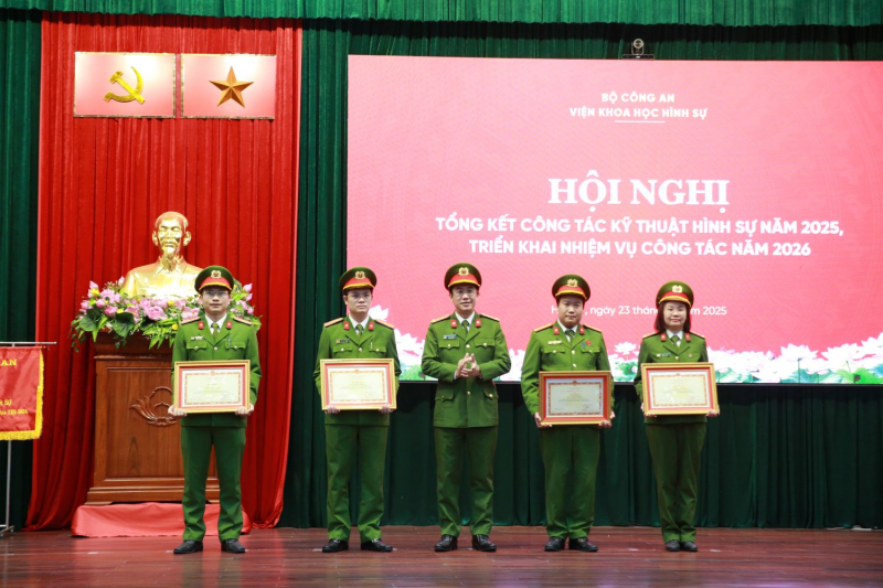 Lực lượng kỹ thuật hình sự phát hiện nhiều hành vi, phương thức, thủ đoạn hoạt động của tội phạm -0