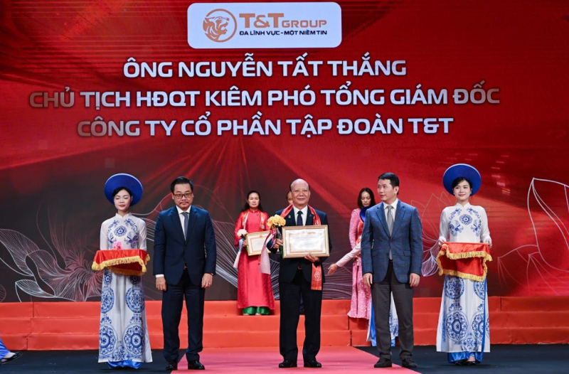 T&T Group được vinh danh tại Lễ tôn vinh doanh nhân, doanh nghiệp Thăng Long 2025 -0