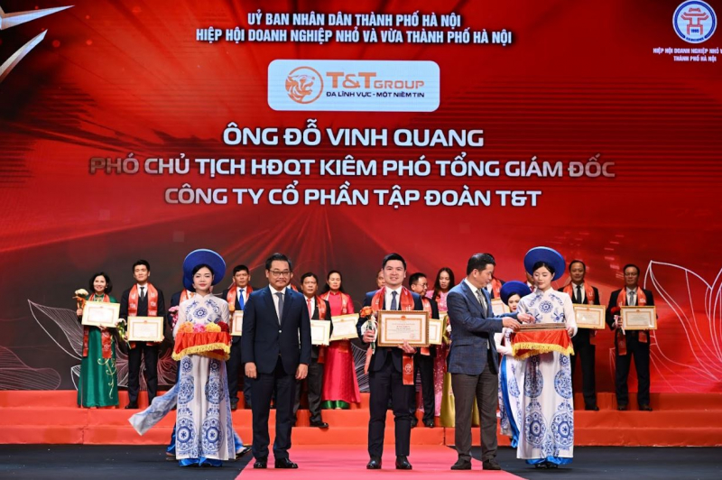 T&T Group được vinh danh tại Lễ tôn vinh doanh nhân, doanh nghiệp Thăng Long 2025 -0