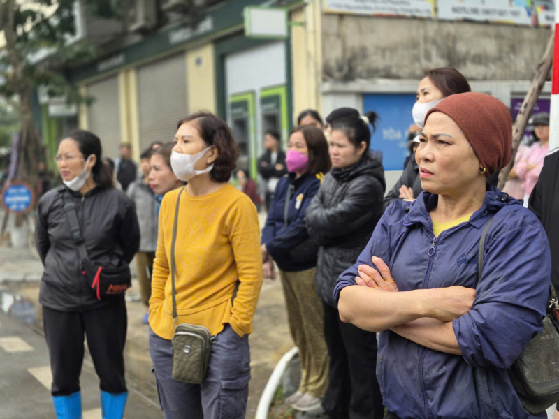 Hàng chục tiểu thương tại chợ Xanh Định Công lo 