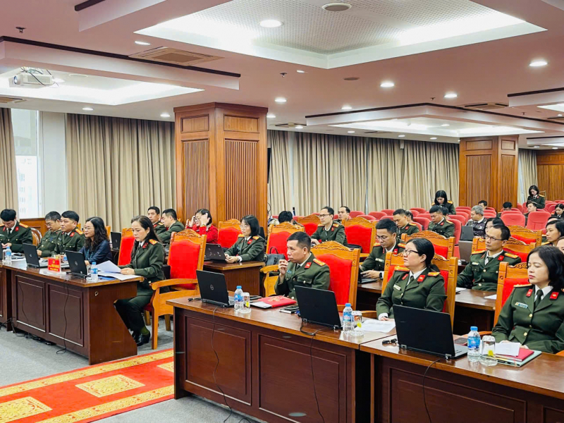 Bồi dưỡng nghiệp vụ về khoa học dữ liệu và trí tuệ nhân tạo cho cán bộ quản lý của Cục Công nghiệp an ninh -0