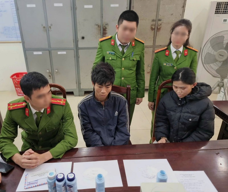 Triệt xóa đường dây ma túy “đội lốt” mỹ phẩm trên tuyến xe khách Bắc – Nam -0