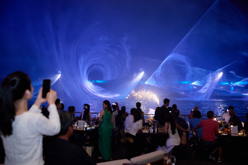 “Tân binh” đón sóng APEC ra mắt tại sự kiện tri ân khách hàng của Sun Property  -0