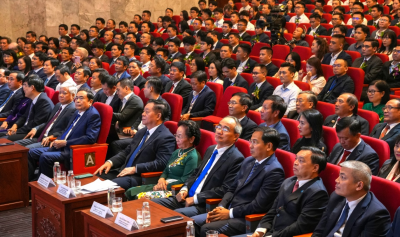 Lễ trao giải Nhân tài Đất Việt 2025 – Tôn vinh trí tuệ, khơi nguồn sáng tạo -0