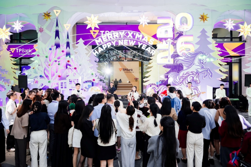 TPBank thắp sáng Giáng sinh bằng trải nghiệm số và những khoảnh khắc gần gũi -0