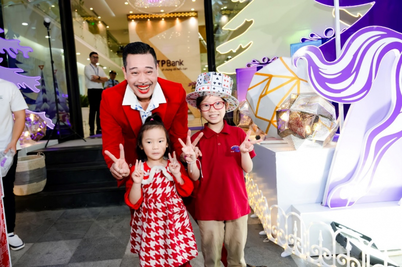 TPBank thắp sáng Giáng sinh bằng trải nghiệm số và những khoảnh khắc gần gũi -1