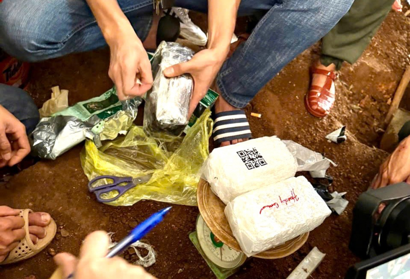 Triệt phá đường dây ma tuý liên tỉnh, thu giữ hơn 9,2kg ma tuý các loại  -0